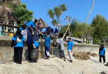 FAKOSA Gelar Aksi Bersih Pantai dan Daur Ulang Sampah di Sumur Tiga