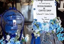 Buket Laris Manis di Momen Perpisahan Sekolah