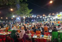 Pesona Tugu Menara Merah Putih Sabang Pikat Ratusan Wisatawan Akhir Pekan Ini
