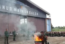 Lanud MUS Gelar Latihan Pemadam Kebakaran Tingkatkan Kesiapsiagaan Personel