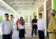 Renovasi Kelas MTsS Darul Hijrah Ditargetkan selesai sebelum Tahun Ajaran Baru