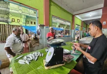 Harga Ikan dan Udang di Pasar Induk Sabang Relatif Stabil