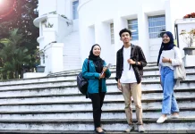 Meluruskan Makna Birrul Walidain dalam Pengasuhan Remaja