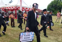 Karnaval Kemerdekaan di Sabang, Peserta Pawai Sindir Koruptor