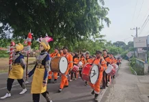 Drumband SMAN 1 Sabang Meriahkan Pawai TK dan PAUD