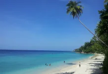 Pesona Pantai Sabang dan Tantangan Menjaga Kenyamanan Wisatawan