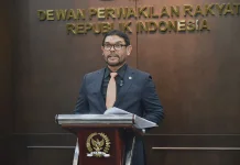 Nasir Djamil Sampaikan Pandangan DPR di Sidang MK Terkait UU PTUN