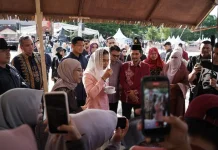 Wamenpar Takjub Salak Sabang: Kecil-Kecil Cabai Rawit