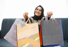 Mengendalikan Diri dari Godaan Diskon dan Fenomena FOMO