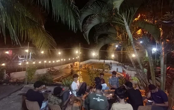 Pengunjung Kolam Air Panas Jaboi Ramai Selama Ramadan