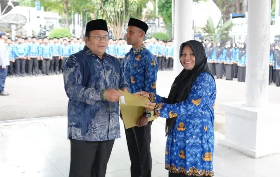 Wali Kota Sabang Serahkan SK PPPK Paruh Waktu