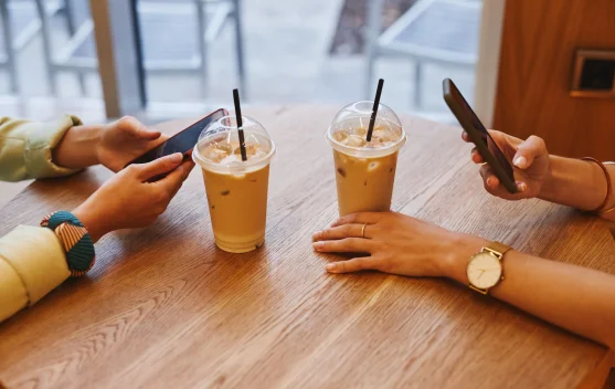 Warung Kopi Bertambah, Sampah Plastik Ikut Meroket