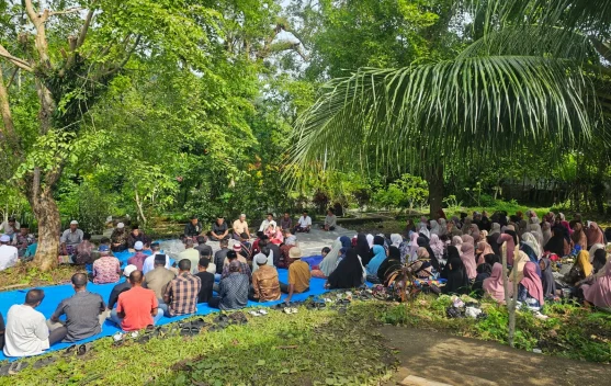 Warga Bateshok Sabang Masih Pertahankan Tradisi Khanduri Kuburan