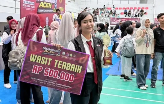 Wasit Asal Sabang Vena Besta Dinobatkan sebagai Wasit Taekwondo Putri Terbaik