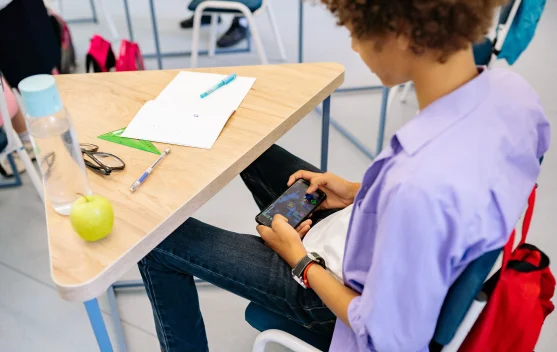 Jangan Lepas Tangan! Ini Tips Sederhana Batasi Gadget pada Anak