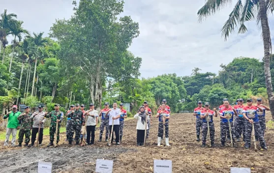 Lanal Sabang Tanam Kedelai untuk Ketahanan Pangan