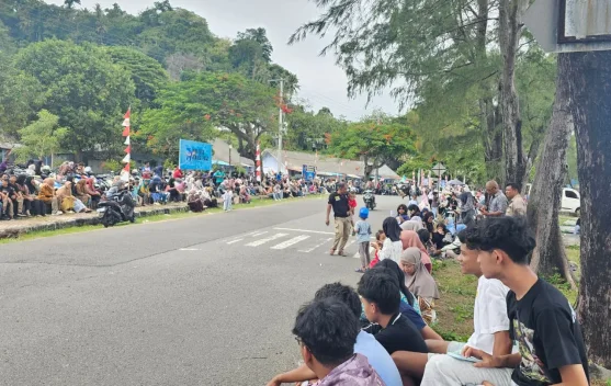 Ribuan Warga Sabang Antusias Saksikan Pawai Karnaval HUT RI