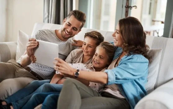 Orang Tua Perlu Pahami Aktivitas Digital Anak