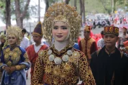Pakaian Adat Aceh Meriahkan Karnaval Kemerdekaan di Sabang