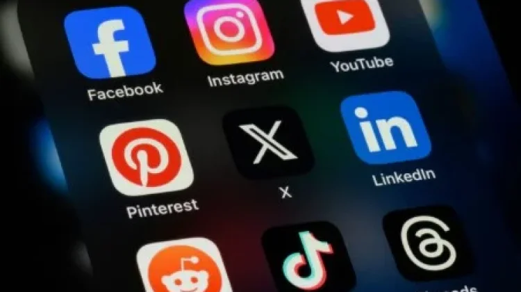 Tips Bikin Konten Viral Modal HP Aja