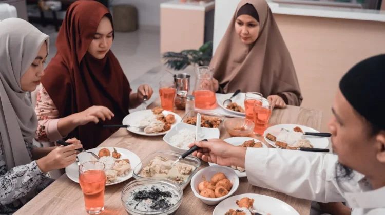 Pola Sahur Tepat, Bantu Jaga Stamina saat Puasa