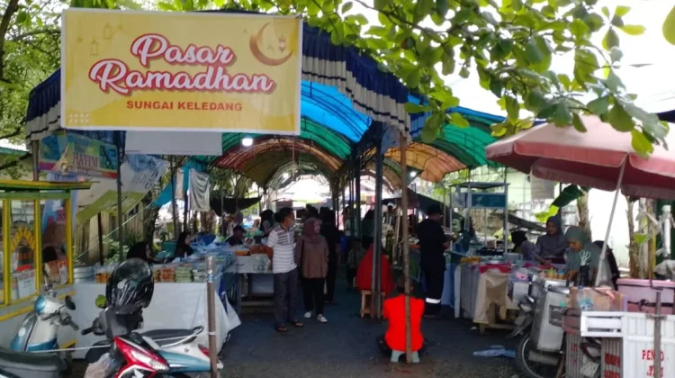 Pasar Ramadan Sungai Kledang Samarinda Ramai, UMKM Bergeliat jelang Berbuka