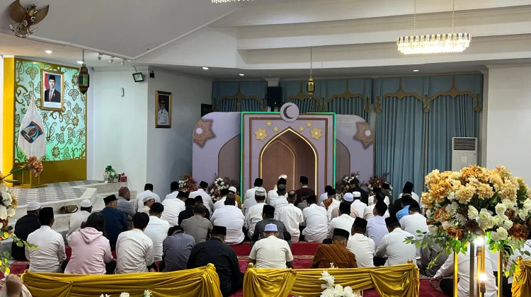 Buka Safari Ramadan 1447 Hijriyah, Wali Kota Balikpapan Berikan Bantuan