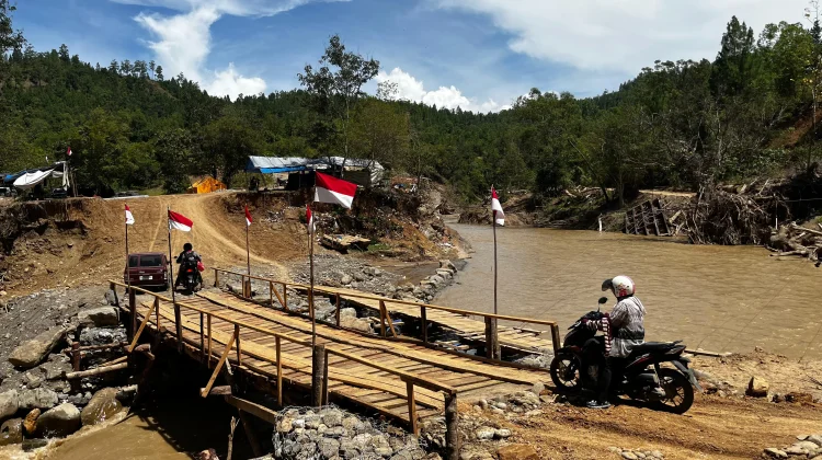 TNI Buka Isolasi Aceh Tengah, Jembatan Ili Rampung