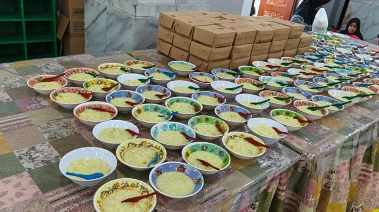Pengurus Masjid Darussalam Siapkan Takjil Setiap Hari