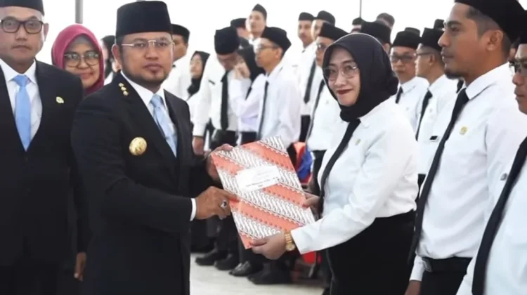 Pemprov Kaltim Salurkan Insentif 26.975 Guru, Terbanyak Balikpapan