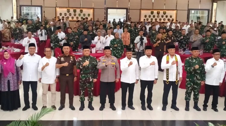 Kunjungi Kaltim, Menko Polkam Tekankan Soliditas Bangun IKN & Ketahanan Energi