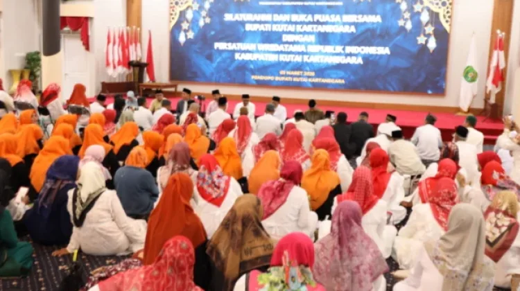 Buka Puasa Bersama Pengurus dan Anggota PWRI Kukar