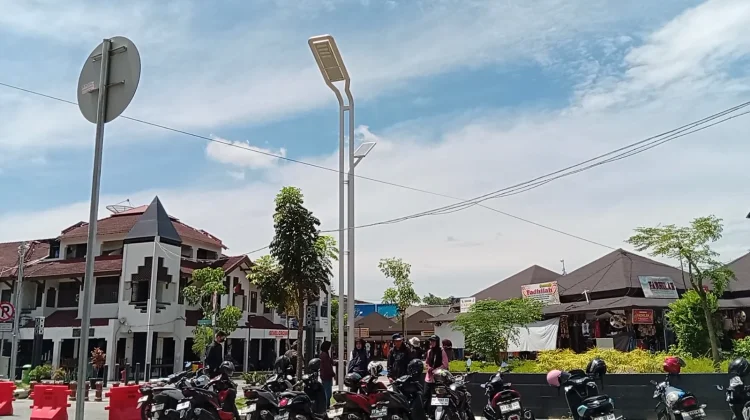 Kabel Utilitas Bergelantungan, DPRD Samarinda Minta Penataan Kawasan Citra Niaga