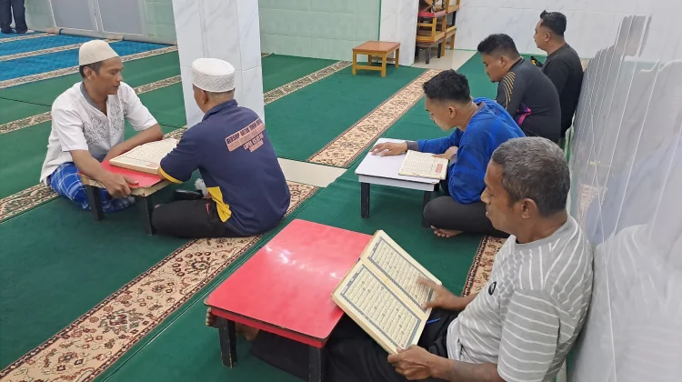 Ramadan di Balik Jeruji, Warga Binaan Lapas Kelas IIA Samarinda Perbanyak Mengaji