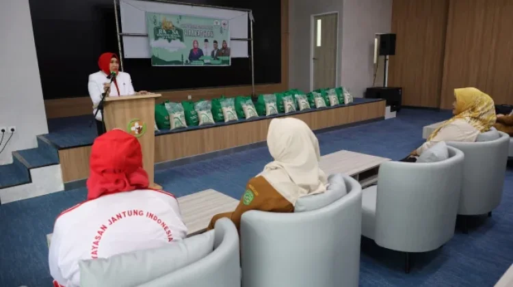 YJI dan BAZNAS Gelar Aksi Sosial Ramadan di RSUD AM Parikesit