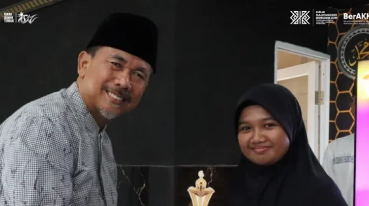 Sekda Kukar Resmi Menutup Kampoeng Ramadan di Masjid Kapal Munzalan