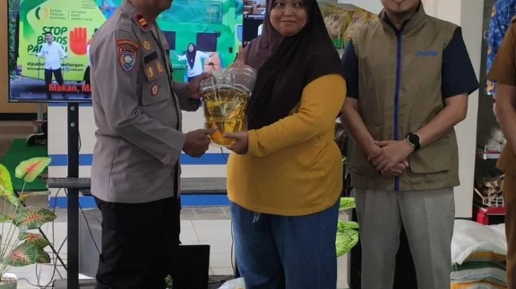 Bulog Paser-PPU Salurkan Bantuan Pangan untuk KPM