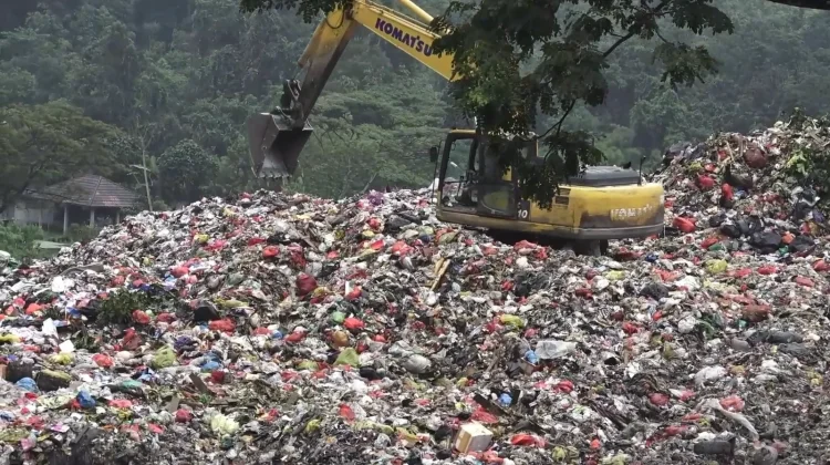 DLH Samarinda Tekankan Pentingnya Pemilahan Sampah dari Rumah