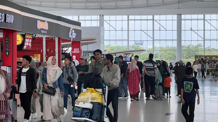 Puncak Arus Balik Penumpang Bandara SAMS Sepinggan Balikpapan Tembus 23 Ribu