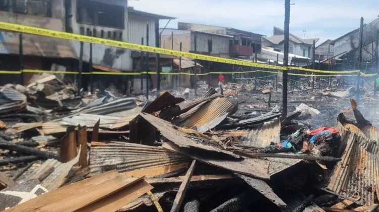 Kerugian Kebakaran Pasar Segiri Ditaksir Rp12,5 Miliar
