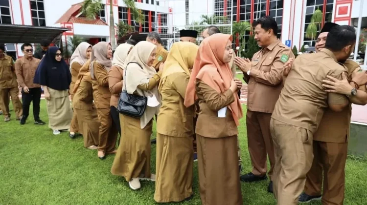 Sekda Kukar Pimpin Apel dan Halal Bihalal ASN