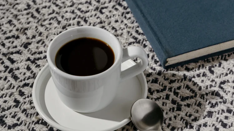 Minum Kopi Hitam saat Pagi Bantu Tingkatkan Mood Harian