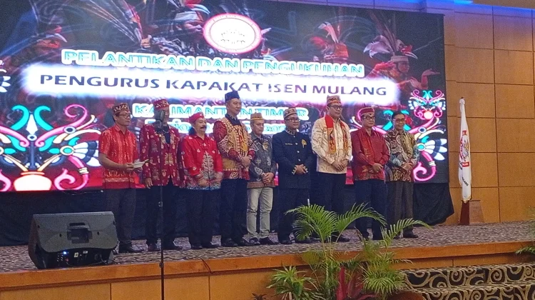 Pelantikan KIM Kaltim Jadi Momentum Konsolidasi Komunitas Dayak Perantauan