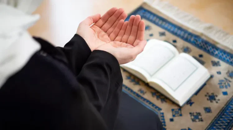 Syarat Doa Dikabulkan Allah yang Perlu Diketahui