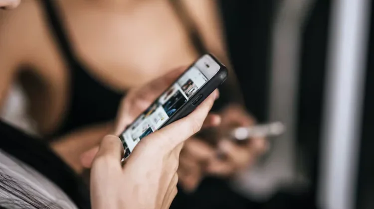 Kurang Literasi Picu Komentar Negatif Netizen di Medsos