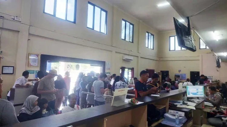 Halo RRI : Masyarakat Keluhkan Pengurusan Pajak Jadi Rumit