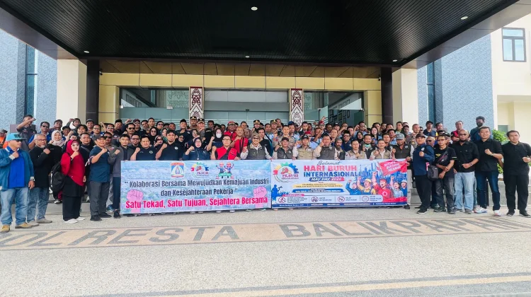 May Day Balikpapan, Serikat Pekerja Gelar Doa Bersama di Mako Polresta