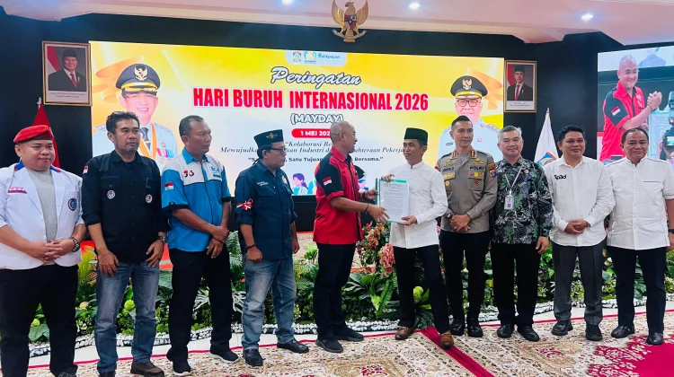 Peringatan May Day Damai, Walikota Rahmad Mas'ud Dialog dengan Buruh