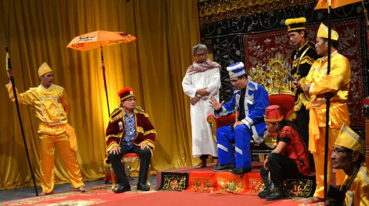 Akulturasi Budaya dalam Sandiwara Mamanda Samarinda