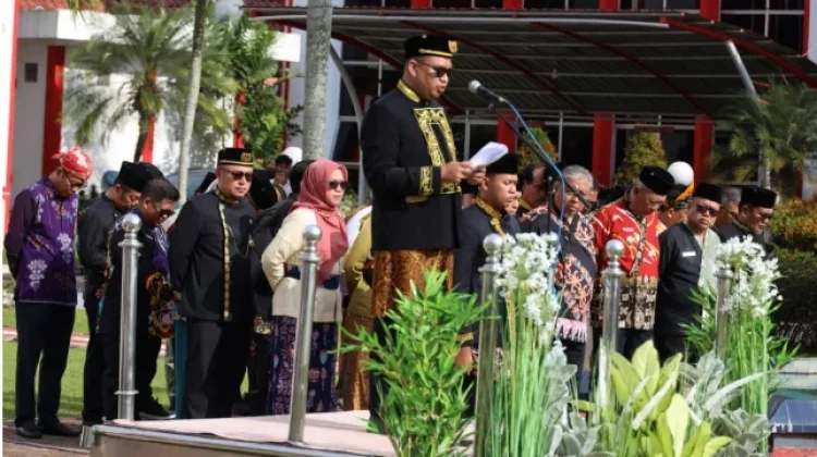 Peluncuran Program Beasiswa Idaman Disela Peringatan Hardiknas di Kukar